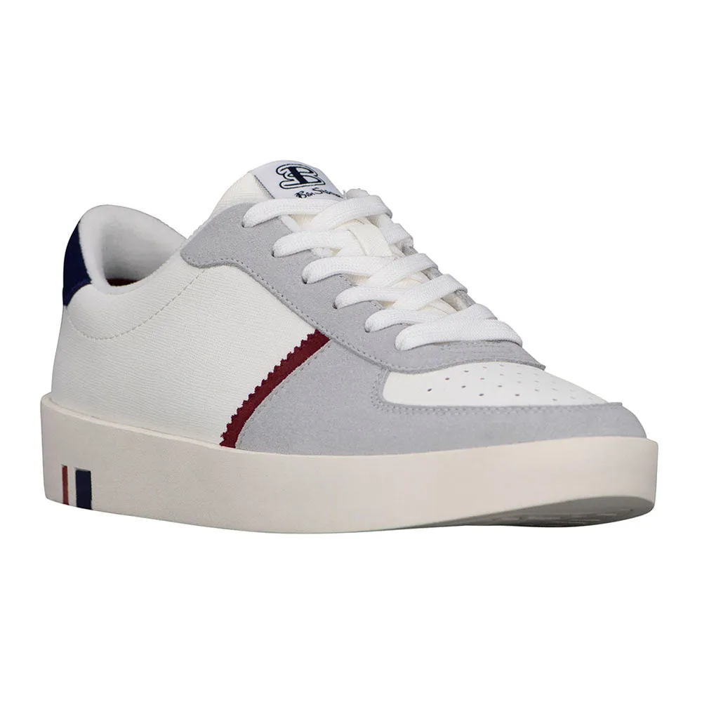 Richmond Perforated Lace Up Sneakers